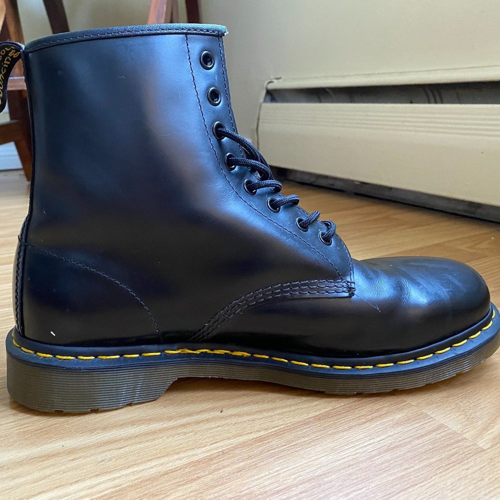 Dr. Martens 1460 8-Eye Boot - Black